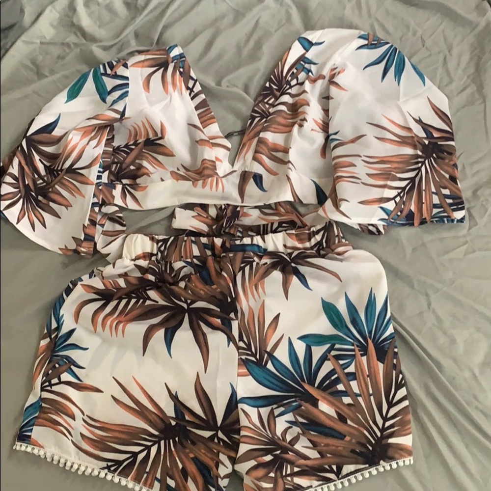 Two piece flower print summer set